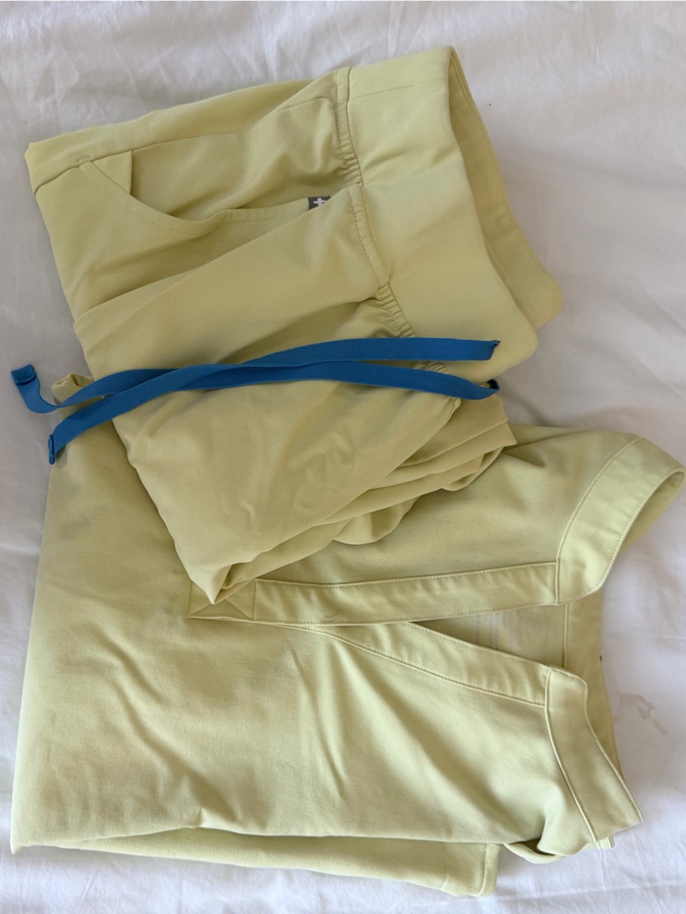 Figs Women's Scrub Set in Pale Yellow with Blue Drawstring